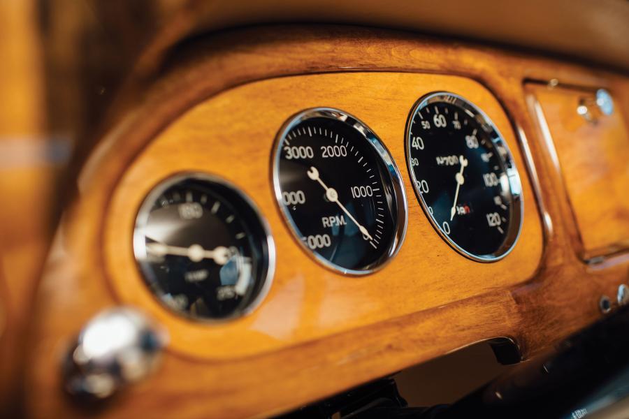 Панель приборов Stutz DV32 Monte Carlo by Weymann 1933 года  (фото 2 из 17)